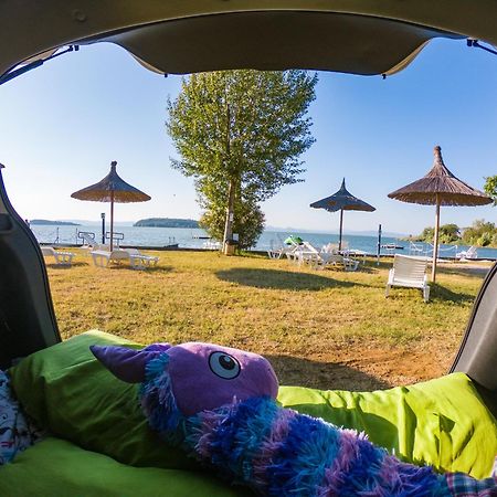 Camping Village Punta Navaccia Туоро сул Тразимено Екстериор снимка