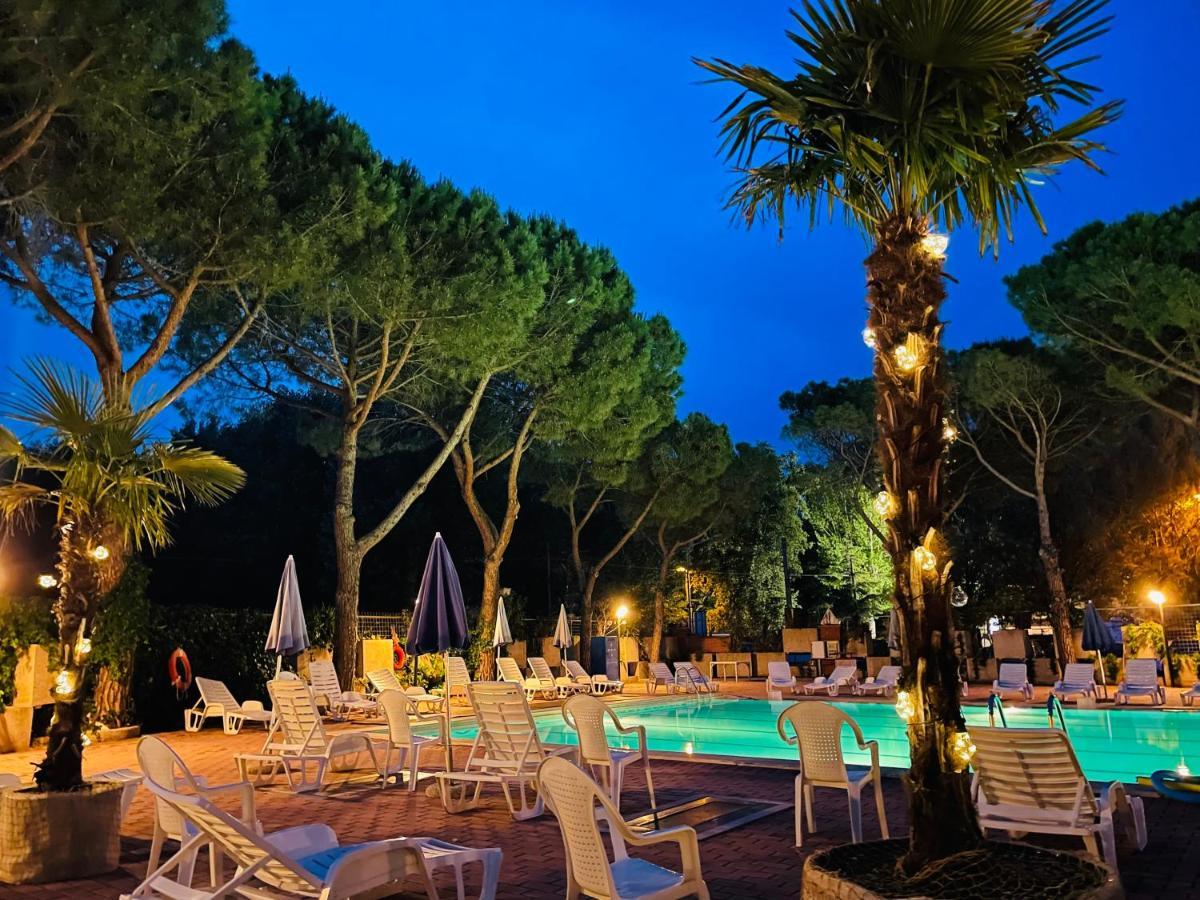 Camping Village Punta Navaccia Туоро сул Тразимено Екстериор снимка