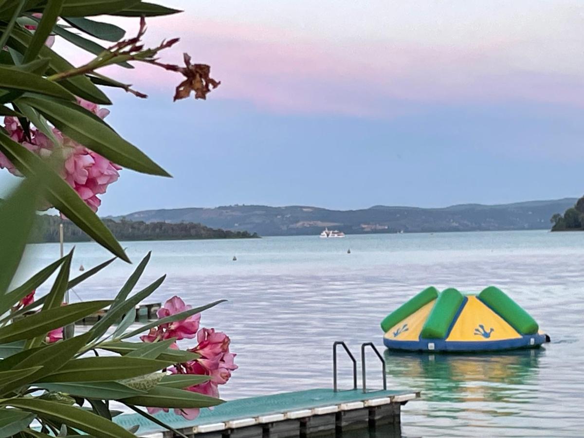 Camping Village Punta Navaccia Туоро сул Тразимено Екстериор снимка