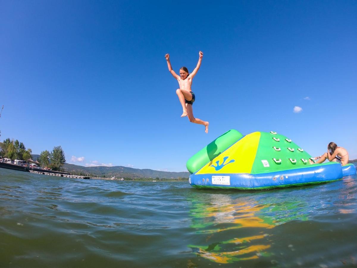 Camping Village Punta Navaccia Туоро сул Тразимено Екстериор снимка