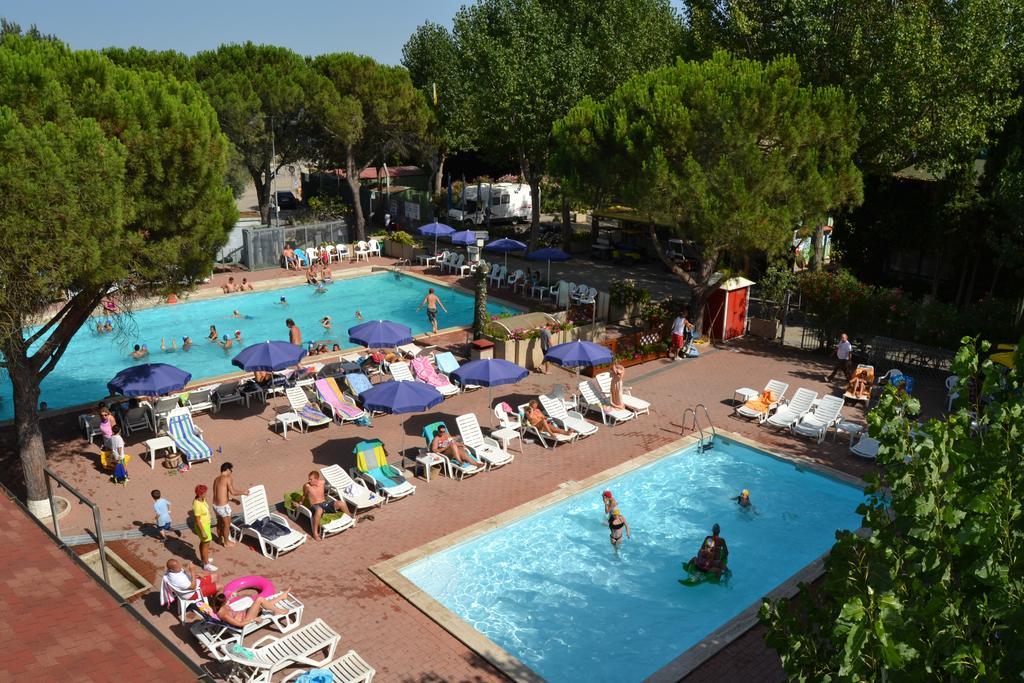 Camping Village Punta Navaccia Туоро сул Тразимено Екстериор снимка