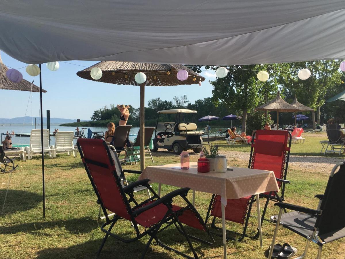 Camping Village Punta Navaccia Туоро сул Тразимено Екстериор снимка